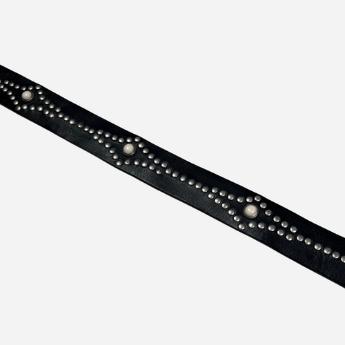 Cintura Artigianale in Pelle Nera con Borchie